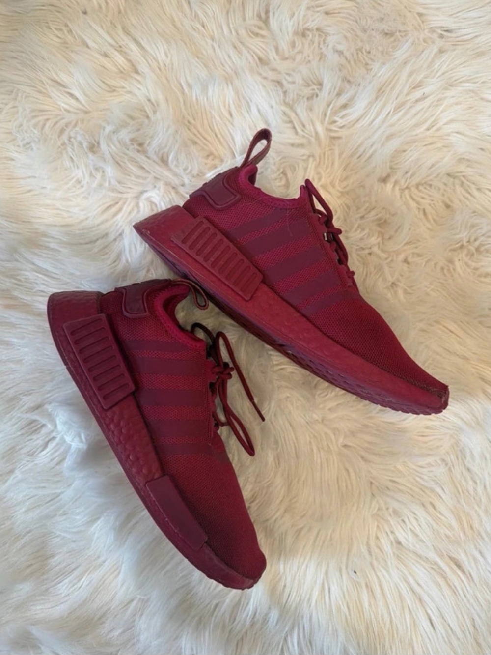 Adidas Originals NMD R1 Sneaker - Deep Red/Burgundy